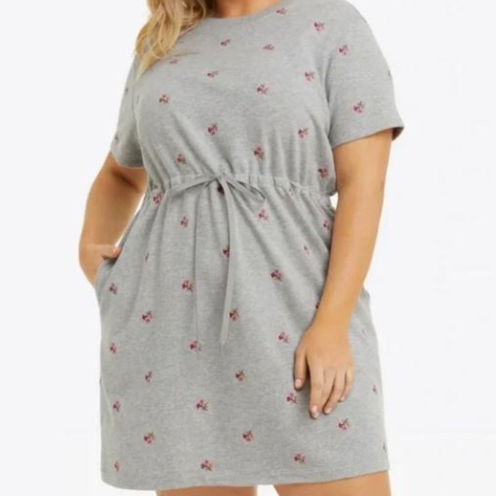 Draper James Gretchen Sweatshirt Dress in Embroidered Viola Gray